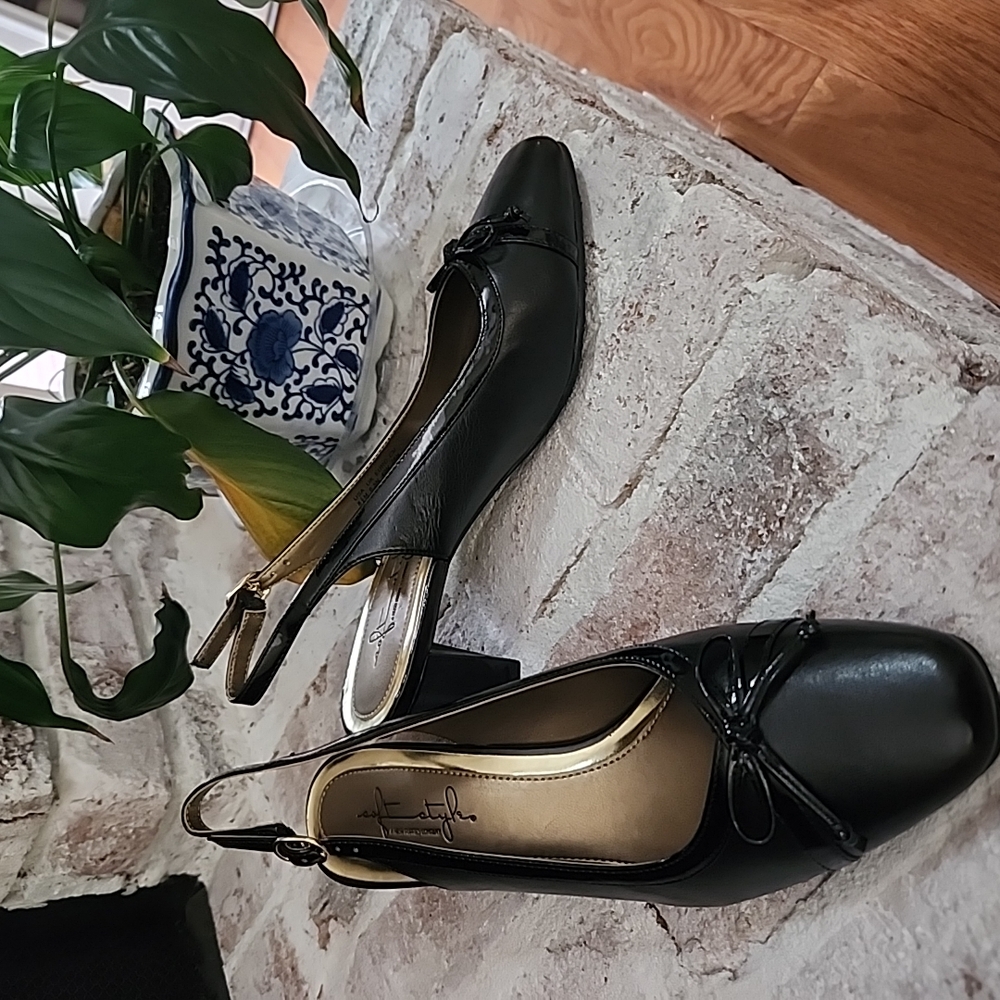 Elegant Black Slingback Heels